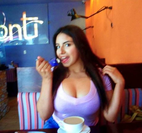 Herlinda Angel modèle sympa photo