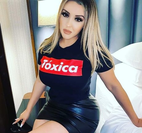 Lupe Ramos joli modèle archive