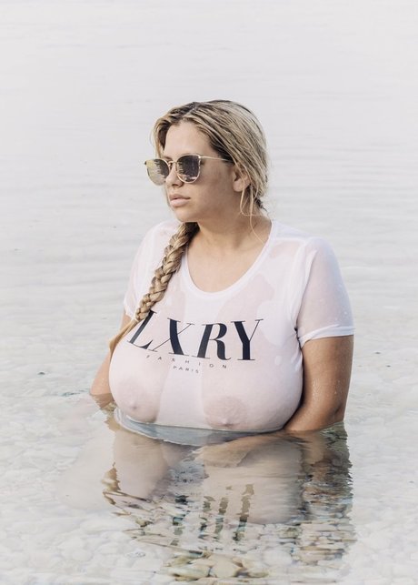 Tamara Dido actrice artistique des photos