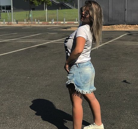 May Tehila Zafrani star du porno adulte images