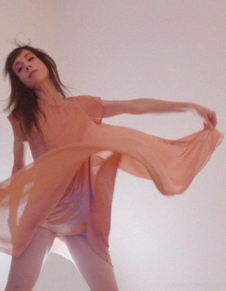 freemoralia modèle joli des photos