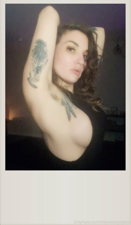 thesmuttymystic beau modèle photos