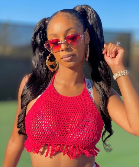 royalty24kt actrice libre photos