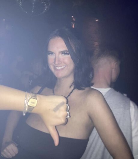 Alice S modèle sexy photo