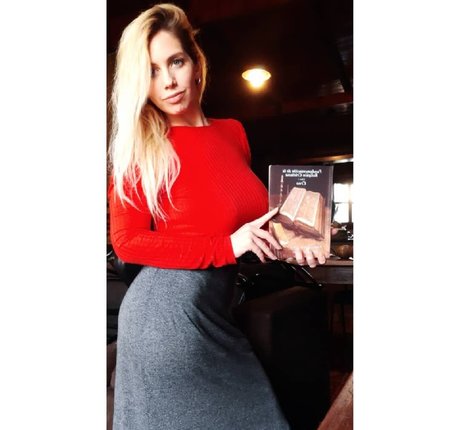 Maria Celeste star du porno érotique photos