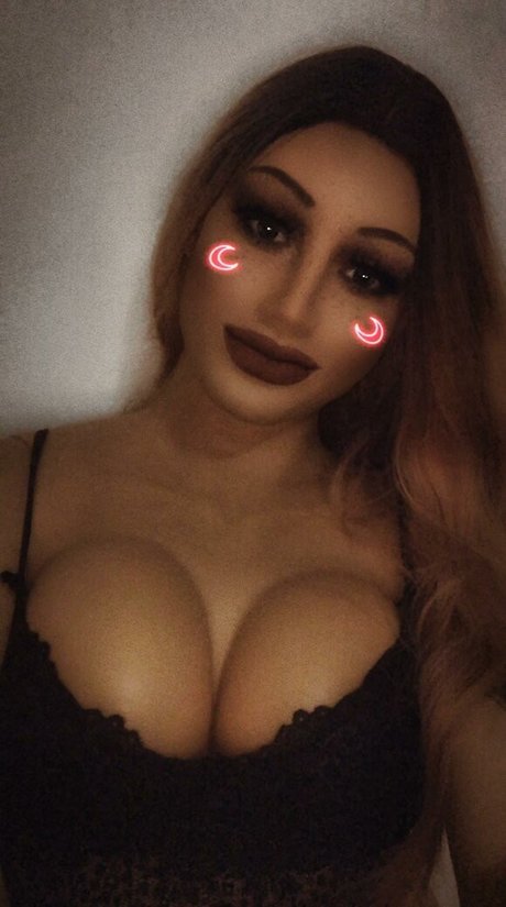 Roman Rose actrice libre galeries