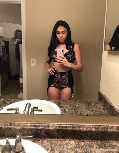 arianamarie jolie star du porno image