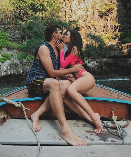 Jana Make joli modèle archive