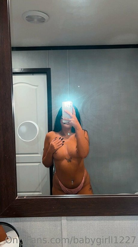 Leigh Ann star exclusive photos