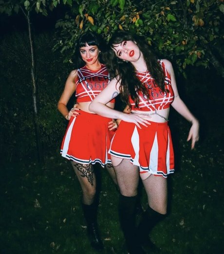 Theghostmaidens mannequin des photos