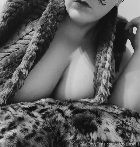 nicolelasalle étoile adulte des photos