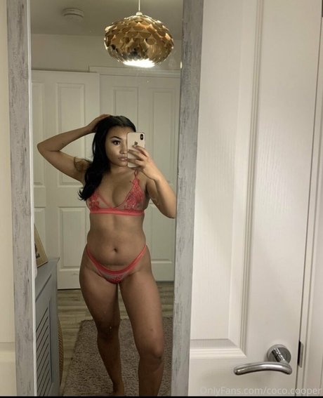 coco cooper star érotique image