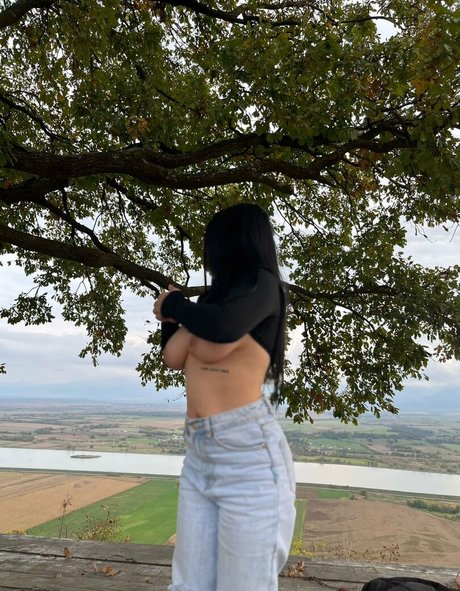 andreea kg19 modèle joli des photos