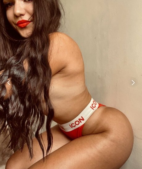 dny20 actrice pornographique des photos