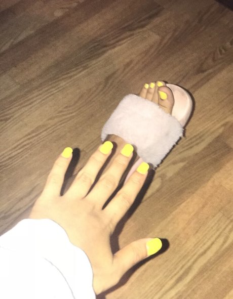 mayabijouxxx actrice érotique image