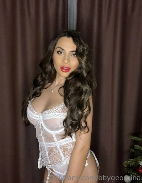 bbygeorgina modèle porno photo