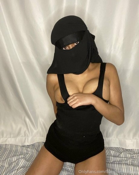 barelylegalhabibi meilleur modèle photo