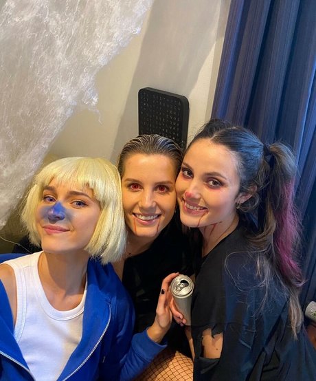 Amber Lee Lockhart étoile de l'art image