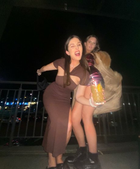 Amber Lee Lockhart modèle nu galerie