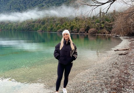 ellaredmond jolie star du porno image