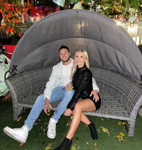 petits seins potelés onlyfans plutôt parfait galeries