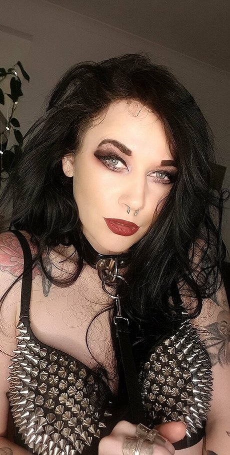 getyourbitsout actrice de nus photos