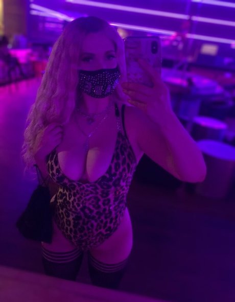 Undressjess actrice de sexe collection