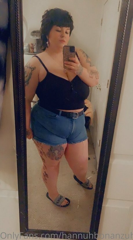 hannuhbonanzuh étoile nue des photos