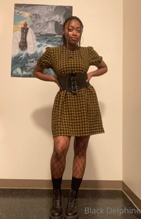 blackdelphine belle star du porno image