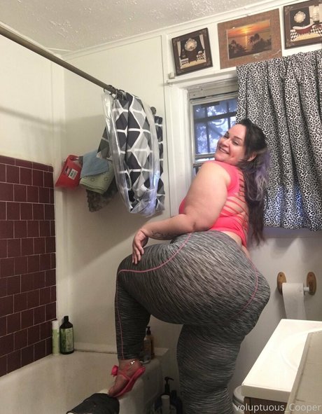 voluptuous cooper haut étoile images