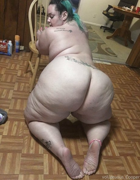 voluptuous cooper modèle chaud photos