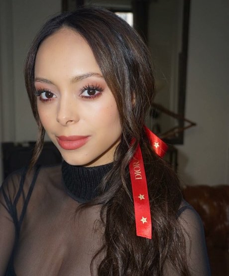 Amber Stevens West actrice de grande qualité images