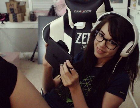 Deernadia modèle chaud img