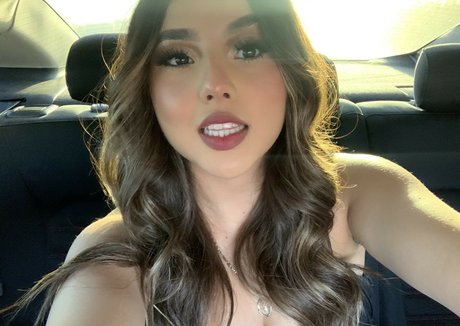 Gisselle Next Door star du porno belle images