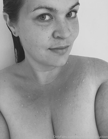 duchessofdestruction étoile érotique archive