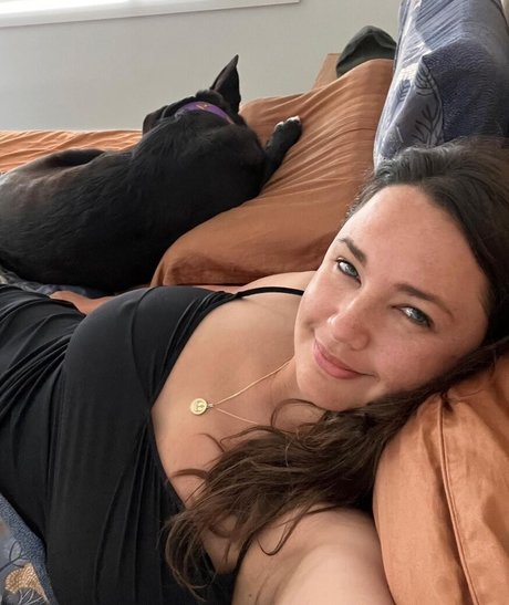 Rae Johnston star du porno adulte photo