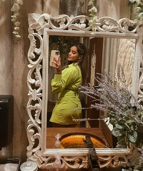 Leslie Sanchez haut modèle image