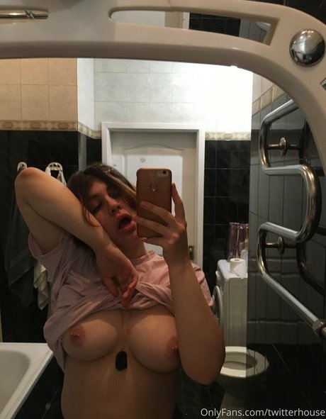 twitterhouse star érotique images