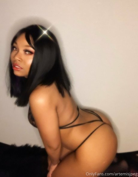 artemisjpeg modèle sexy archive