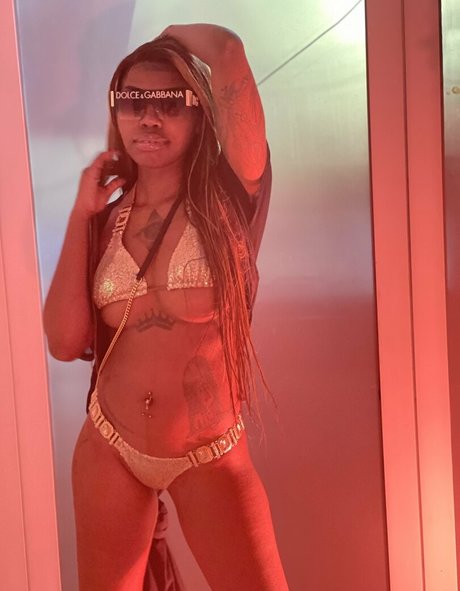 niiathefreak étoile hd image