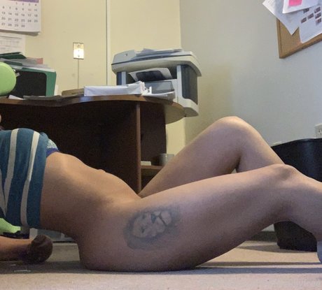 filthyfillyfree star du porno en haute qualité img