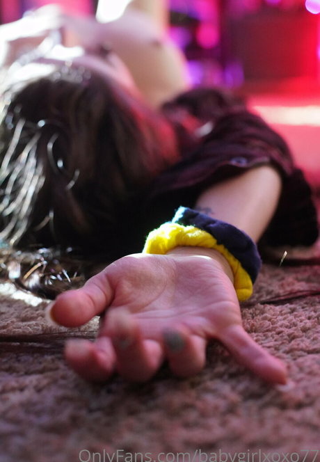 babygirlxoxo77 nus de stars du porno photo