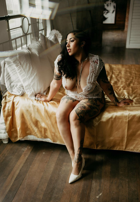 nattestid étoile sexy img