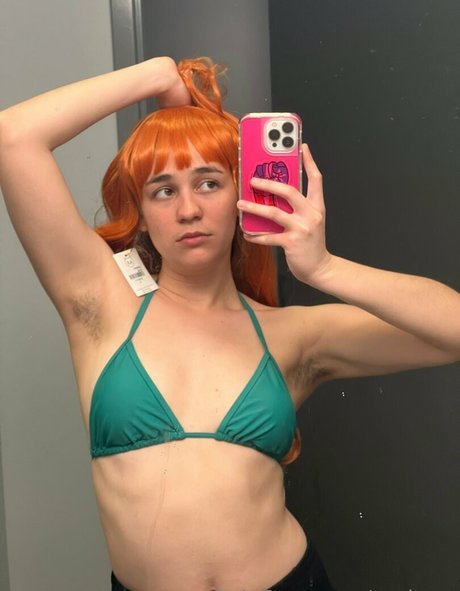 eroharu modèle sympa image