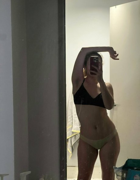 eroharu star du porno parfaite des photos