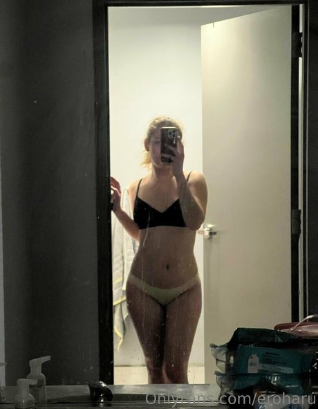 eroharu étoile exclusive img