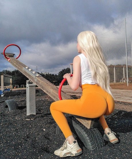 miss a n a s t a s i a modèle sexy des photos