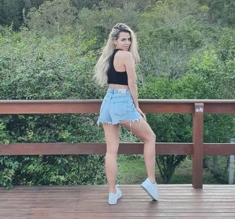 Daianablue haut étoile galerie