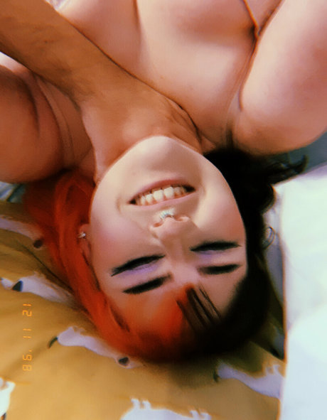 cherry cherub nus étoiles galerie