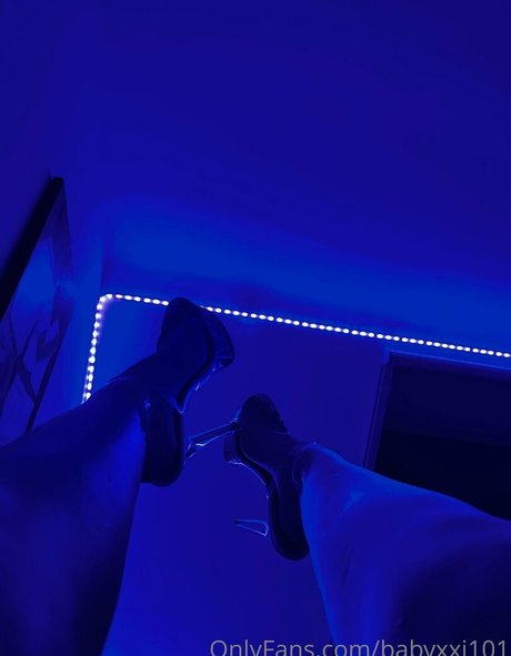 babyxxj101 star du porno en haute qualité archive